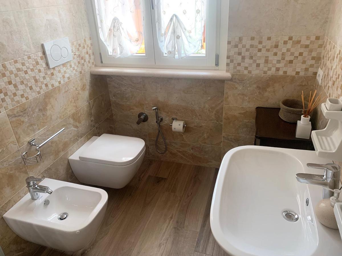 Guest House Vagamondo Fano Exterior photo