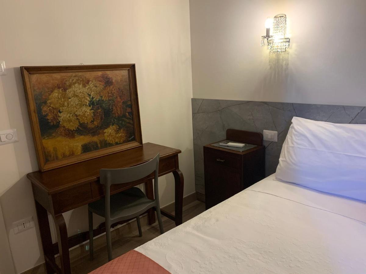 Guest House Vagamondo Fano Exterior photo